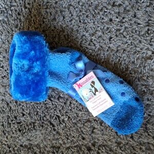 NWT Kissables blue slipper socks